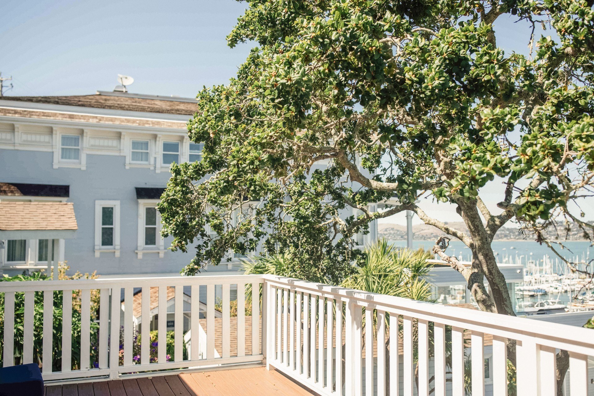 Casa Madrona — 3