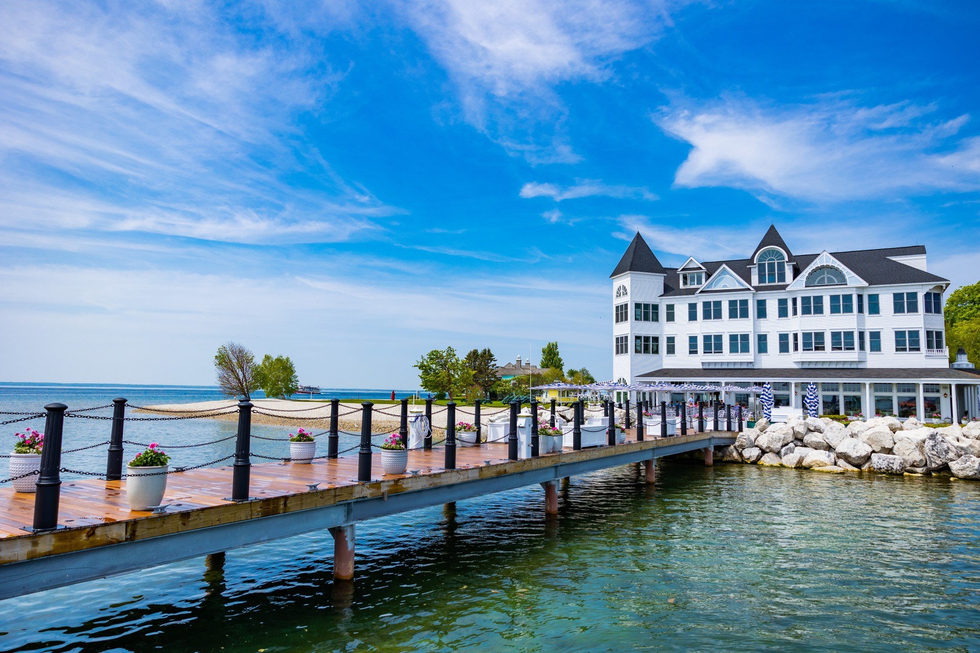 Hotel Iroquois on the Beach — 4