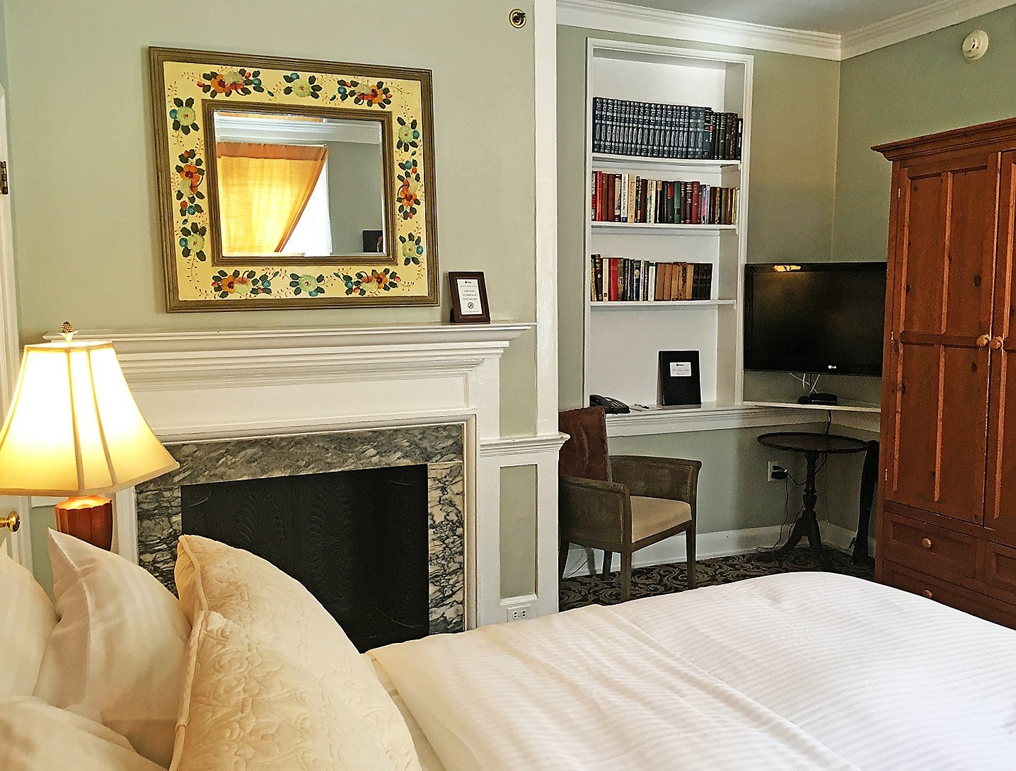 Morris House Hotel — 4